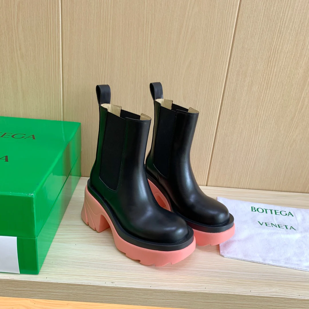 BV-22ss - Ботинки на платформе до середины икры - Foundation