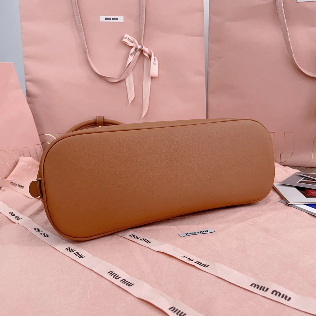 Miu Miu - Черная сумка-ракушка - Коричневая