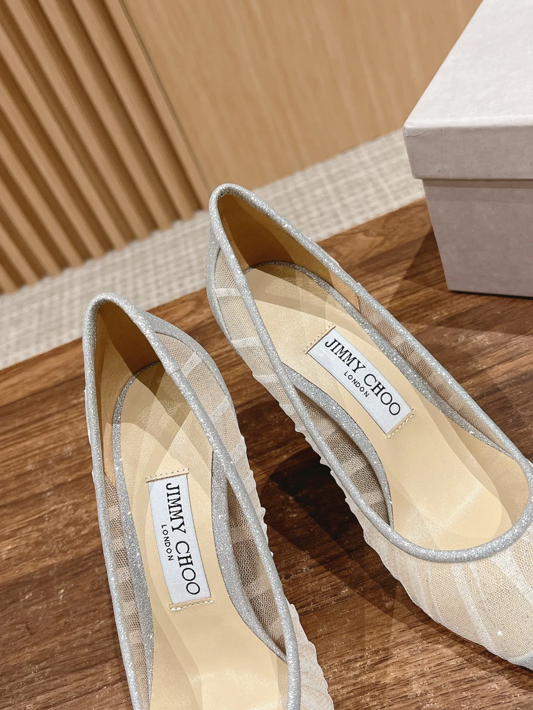 Туфли на высоком каблуке Jimmy Mesh с острым носком - белые - 1