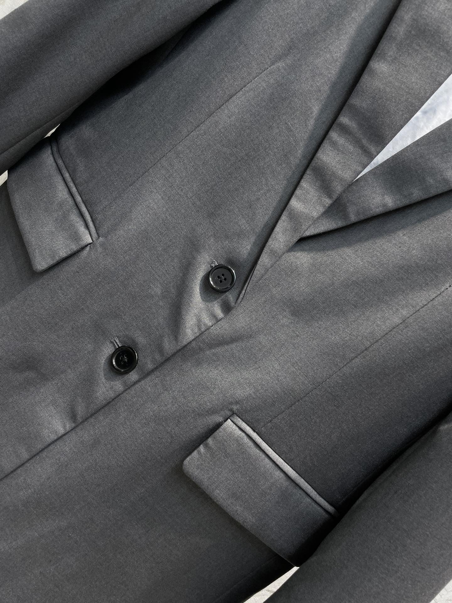 Miu Miu - Весна/Лето 2404-24 Новый преппи-стиль Корейский стиль Имитация блейзера из двух частей