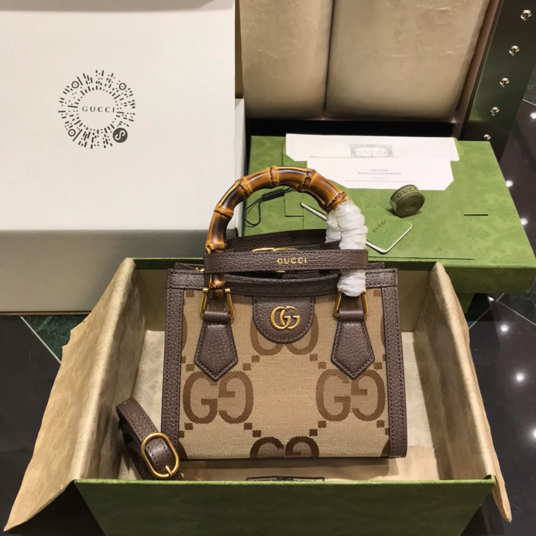 Оригинальная кожаная бамбуковая сумка Gucci