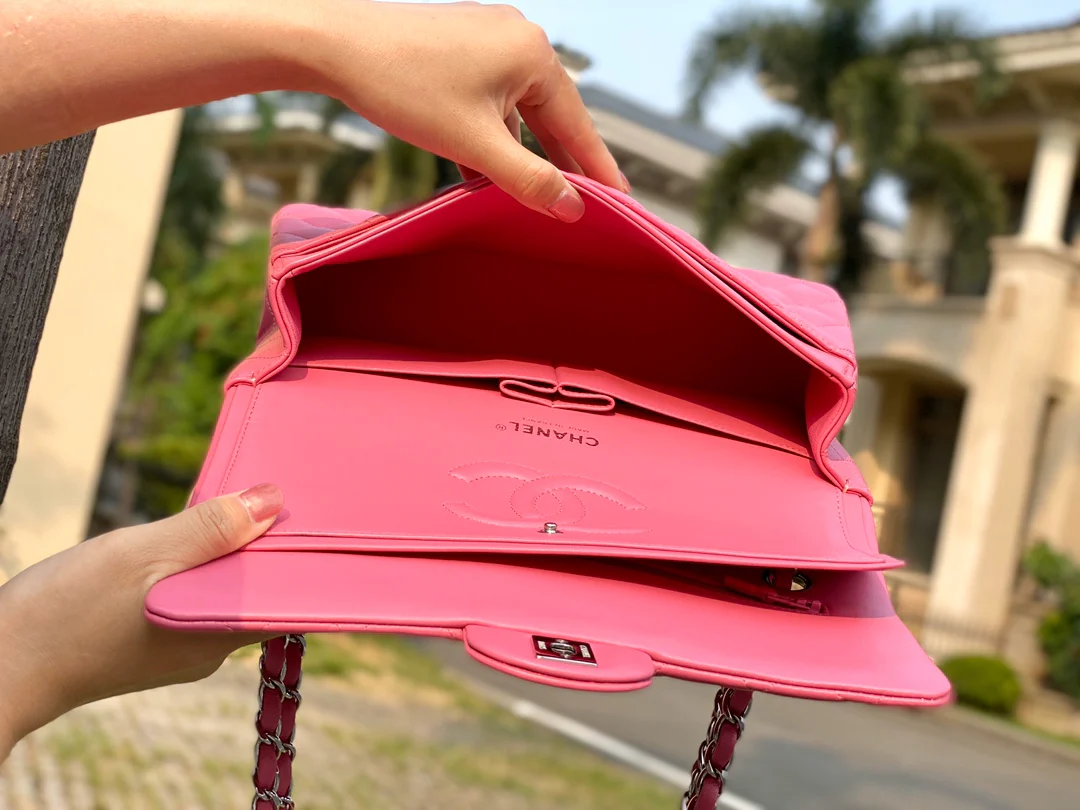 Классическая сумка Chanel из овечьей кожи CF — персиково-розовая с серебряной пряжкой — 25 см