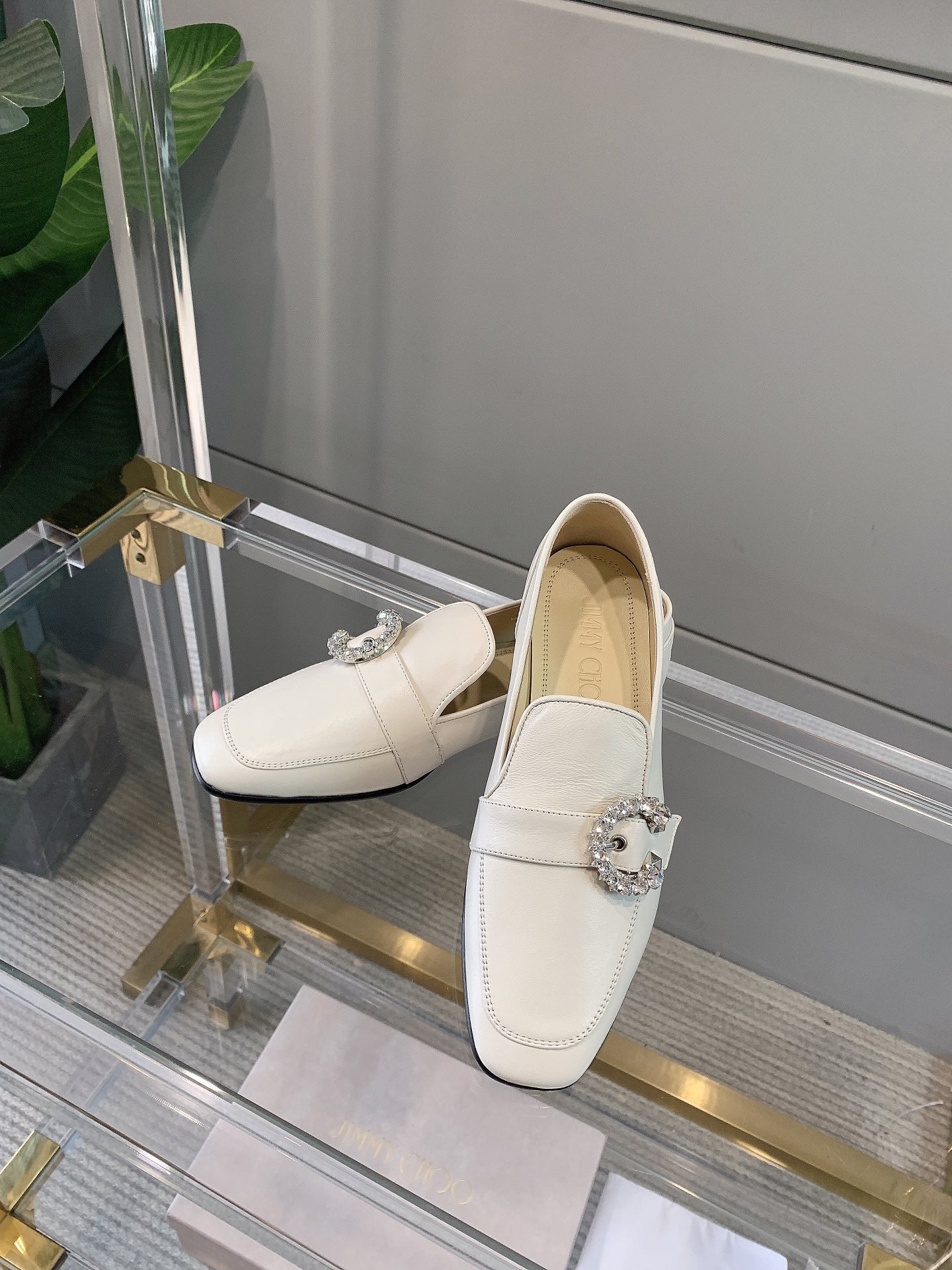 Лоферы Jimmy с пряжкой и стразами - 1 шт.