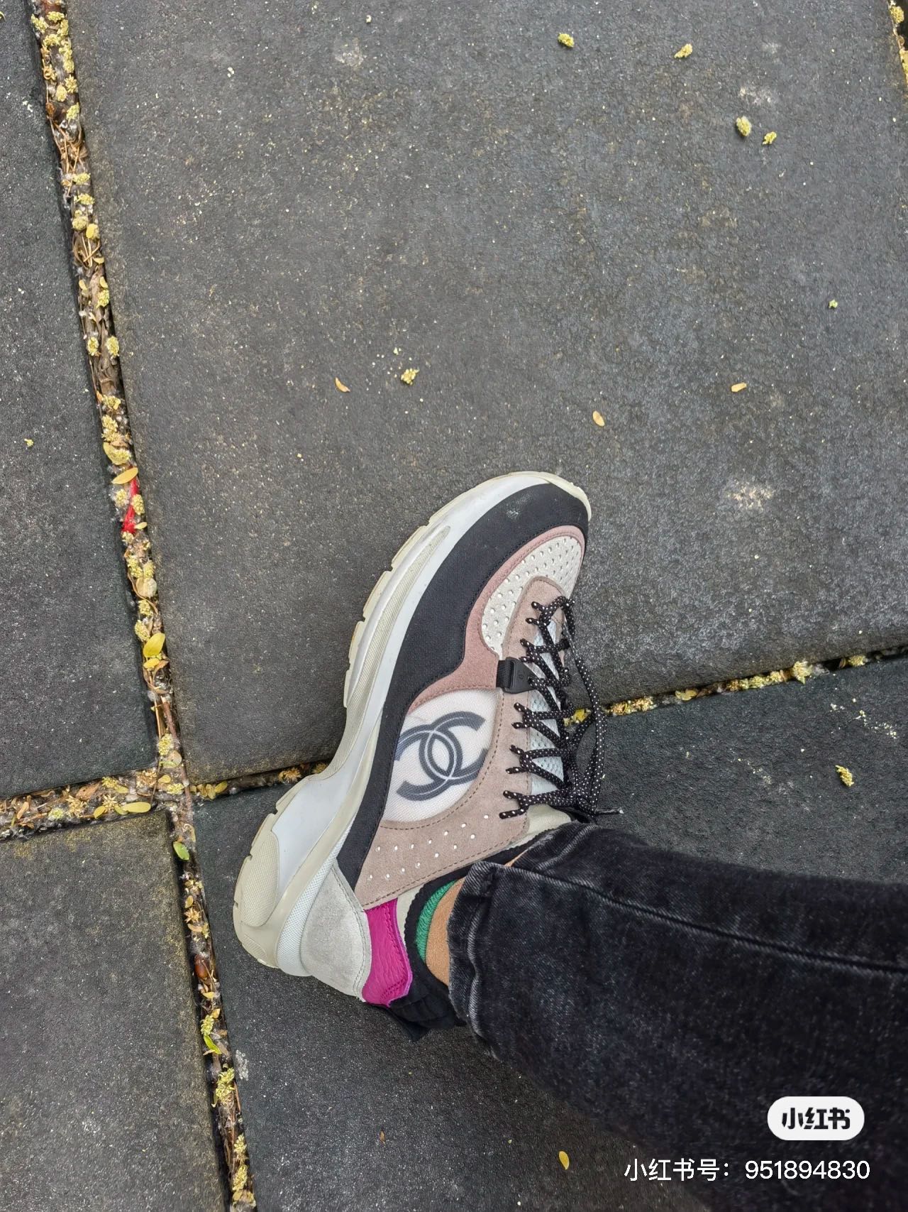 Новинка сезона весна/лето 2023 от Chanel - Кроссовки - Розовые