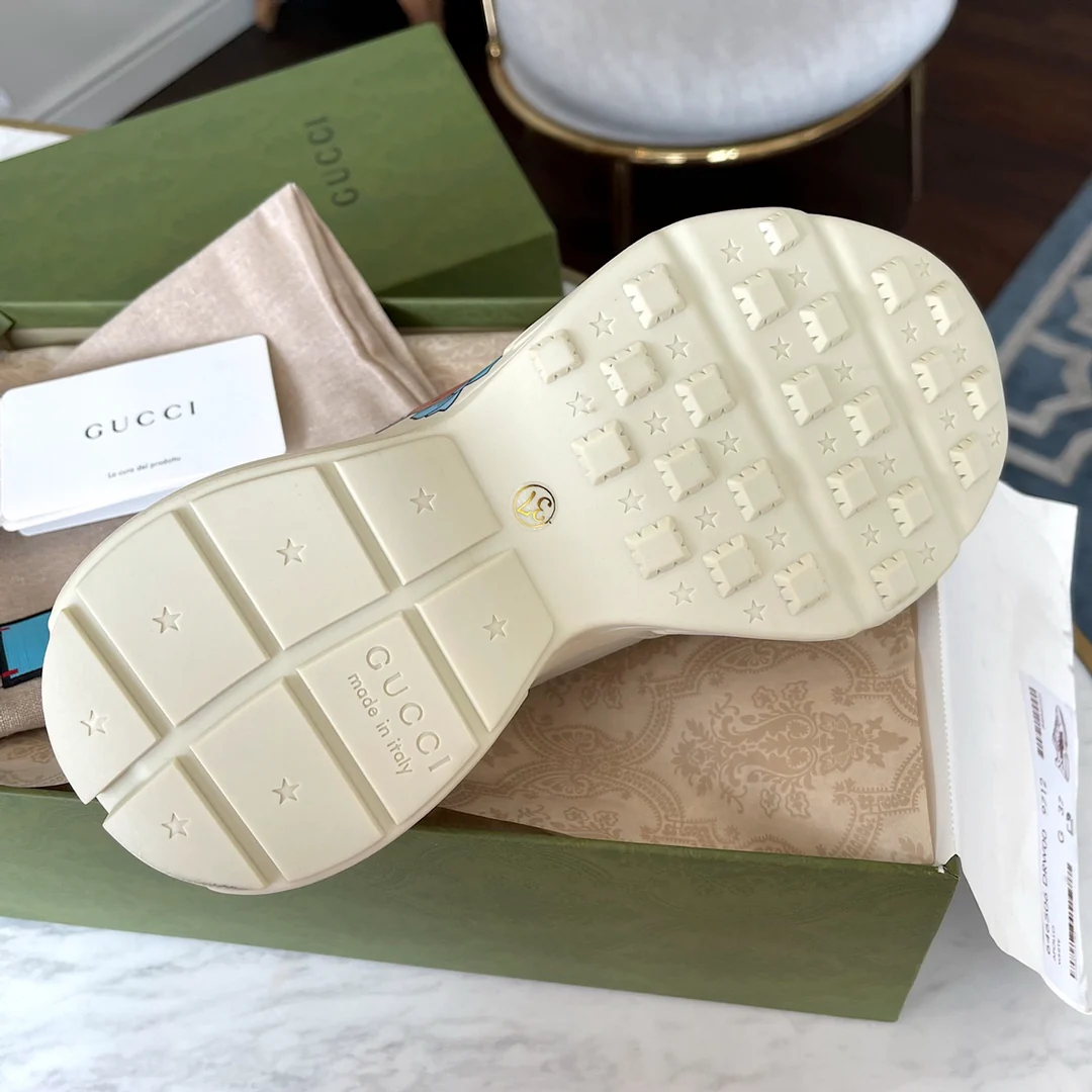 Кроссовки Gucci Kai Bear Limited Edition - обувь для пап.