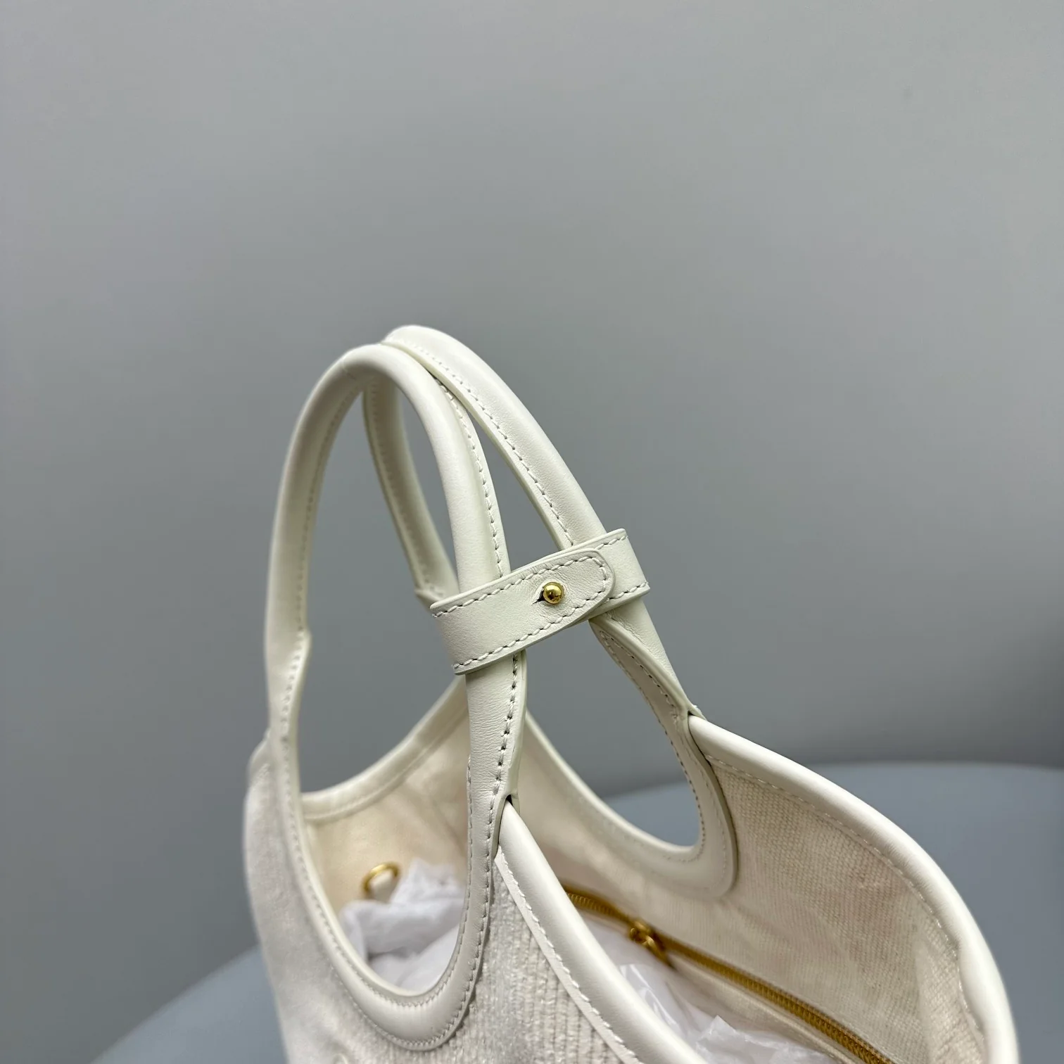 Сумка-тоут Miu Miu Ivy - Вельветовая - Маленькая - Белая