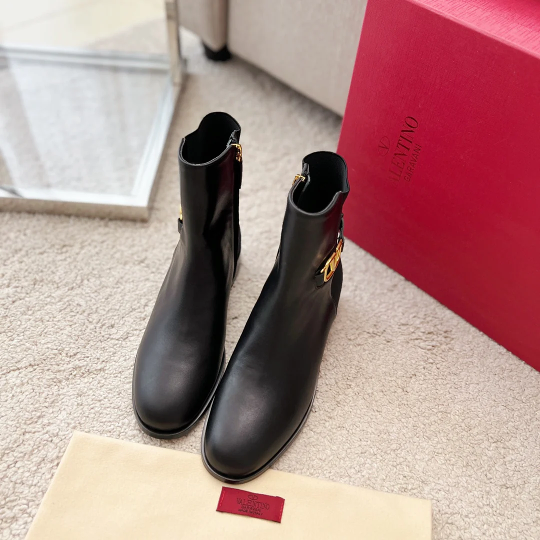 Valentino - Короткие кожаные и эластичные ботинки в стиле пэчворк