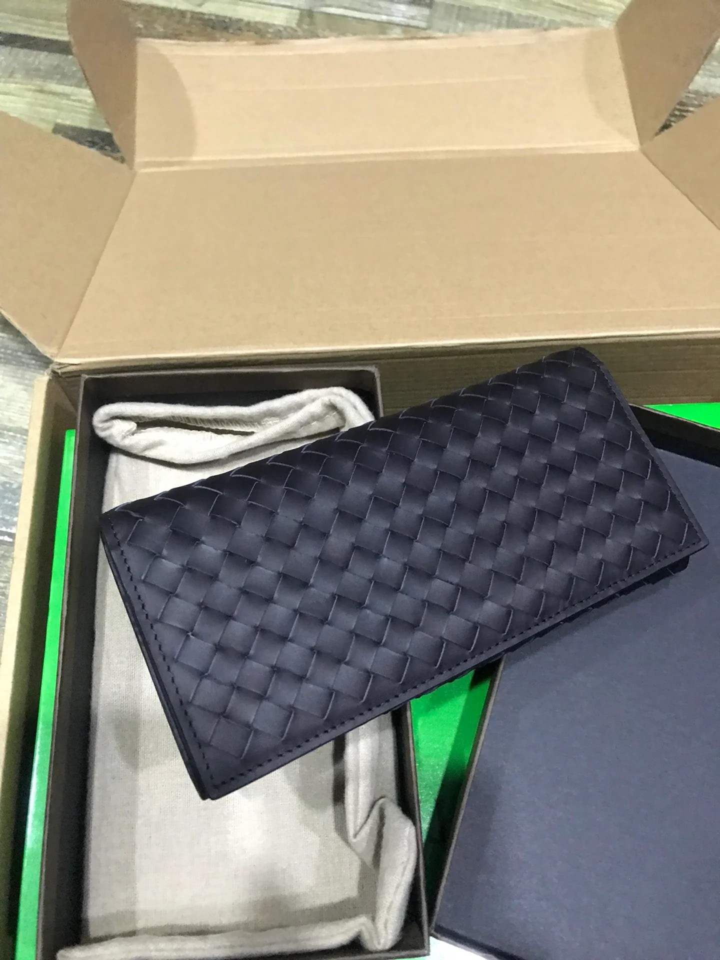 BV 翻盖长夹-意大利原厂胎牛皮