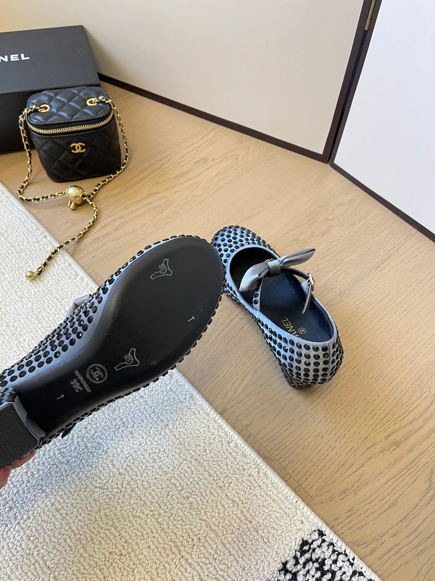 Балетки Chanel 2024 Ribbon Ballet Flats - серые