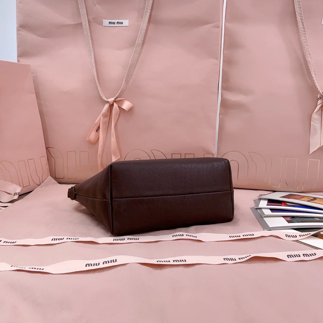 Ланч-бокс Miu Miu 5ne84 - темно-коричневый