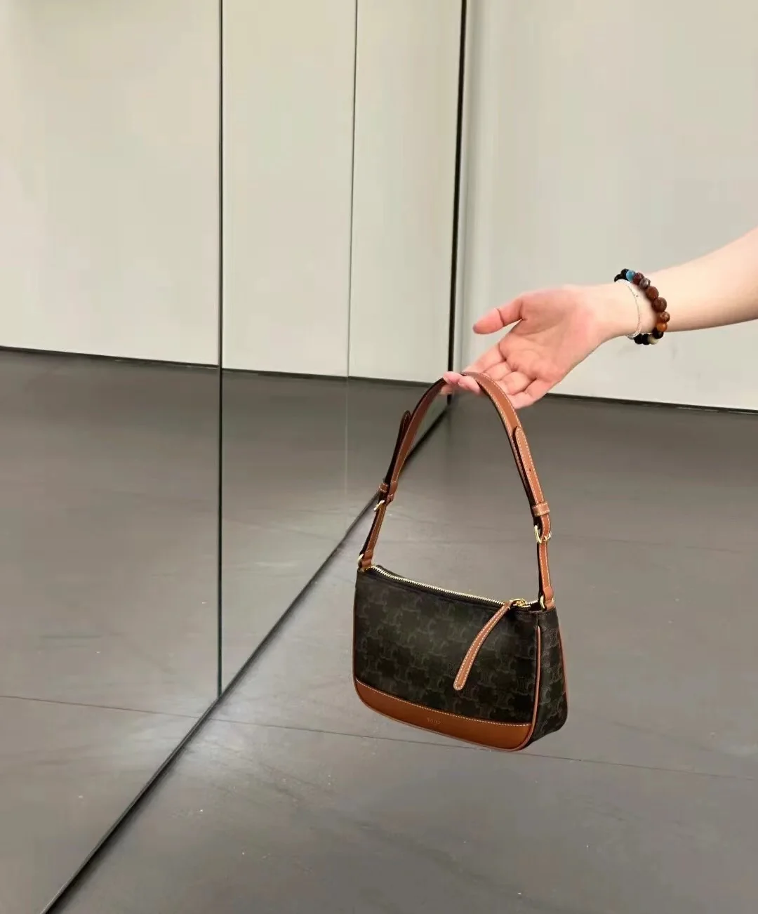 Сумка-подмышка из канваса Celine Riomphe