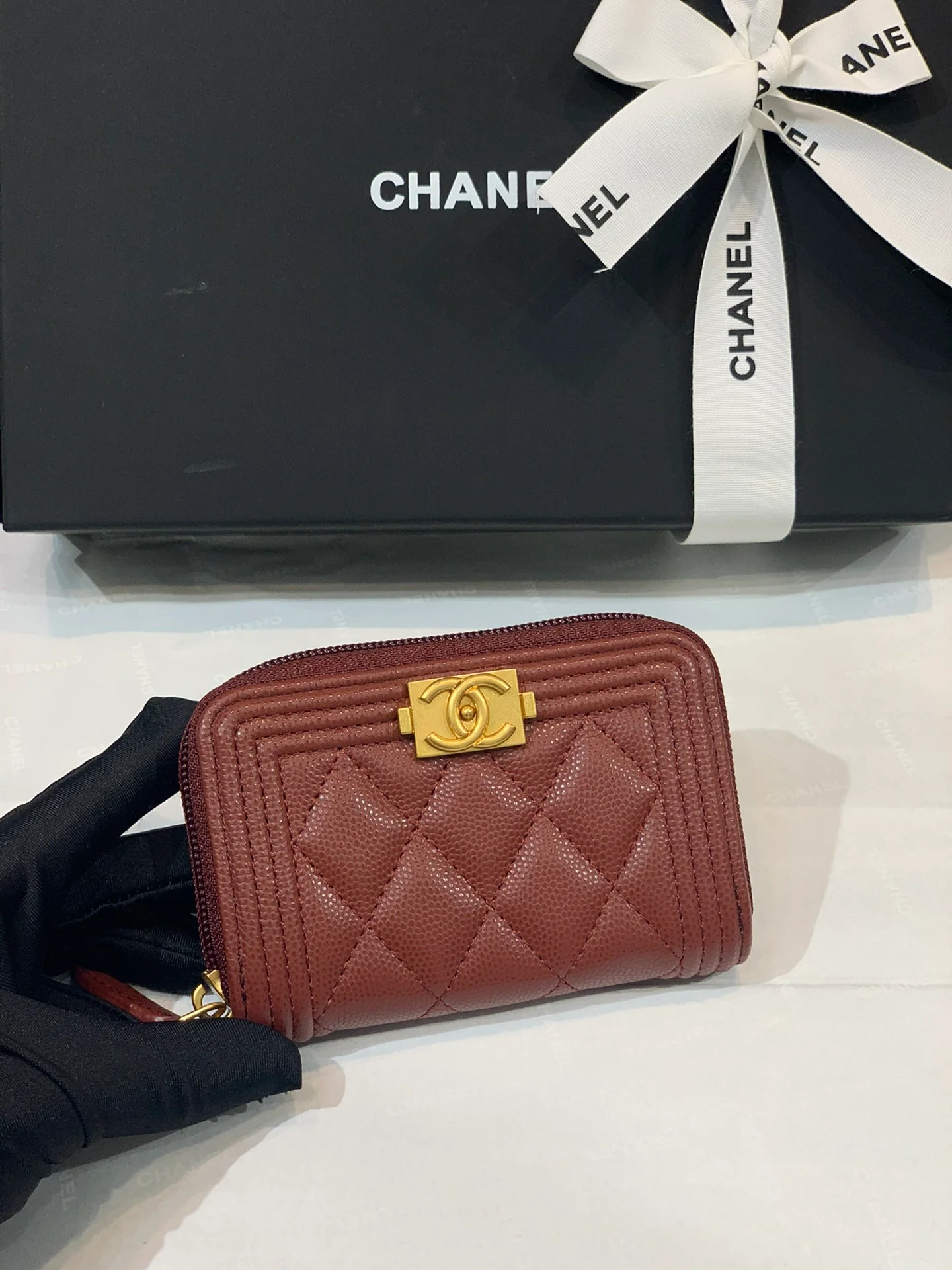 Chanel-Leboy 经典拉链零钱包 酒红色