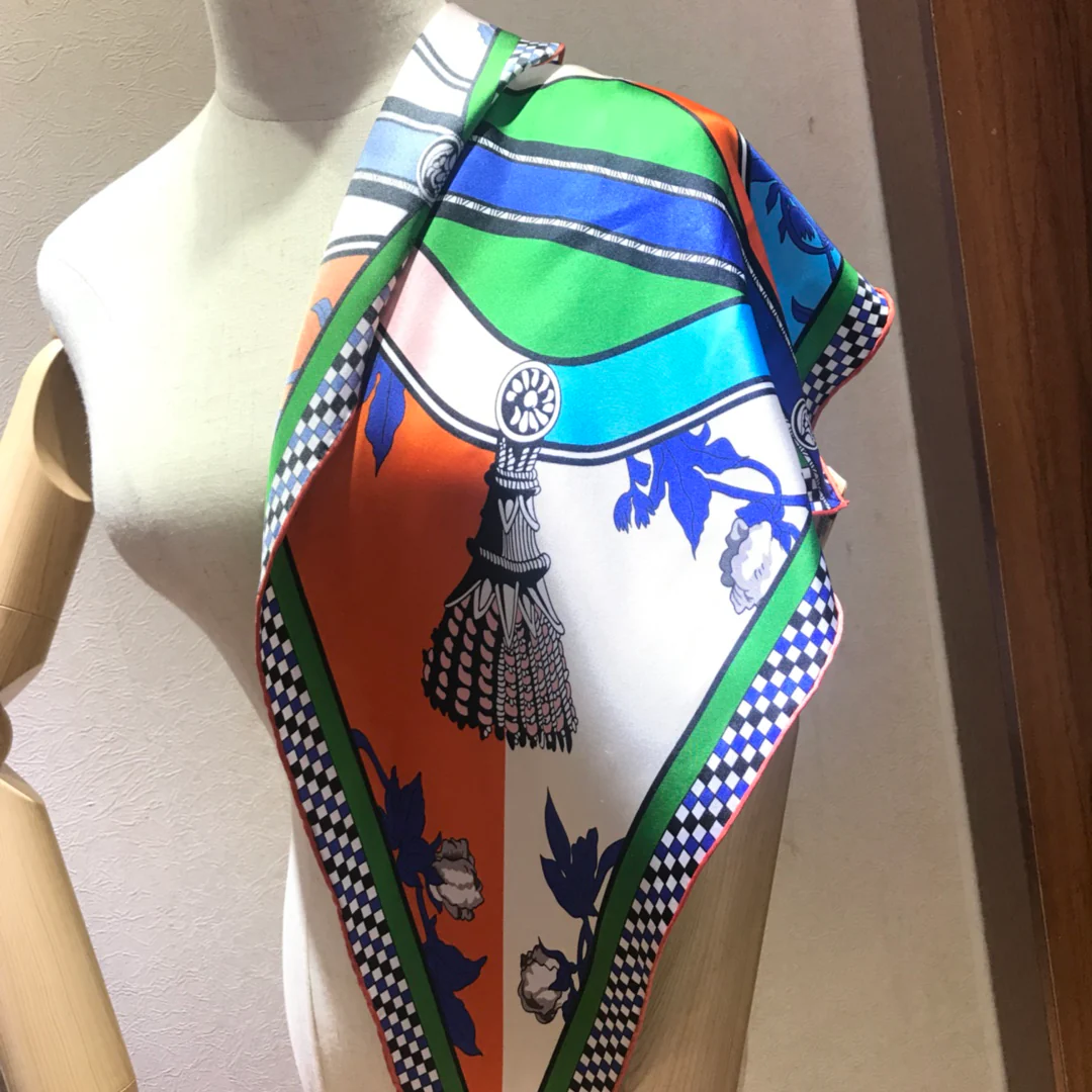 Hermes - Новейший шарф Garden Diamond - 100% - Твиловый шелк - 43 - 115 см - 4