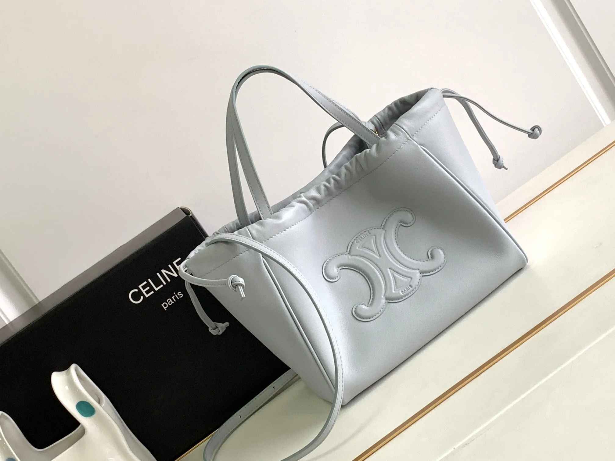 Сумка на завязках Celine Cuir Cabas - Маленькая - Нежно-голубая