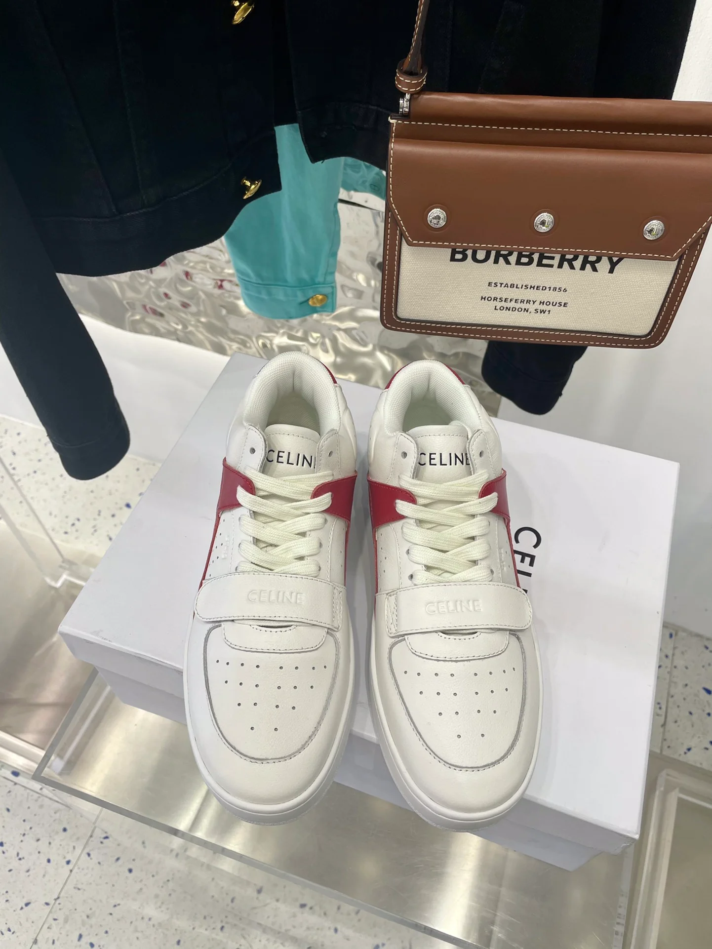 Обувь Celine - Celine - Парная модель - Застежка на липучке - Красно-синие цветовые блоки - Повседневная обувь