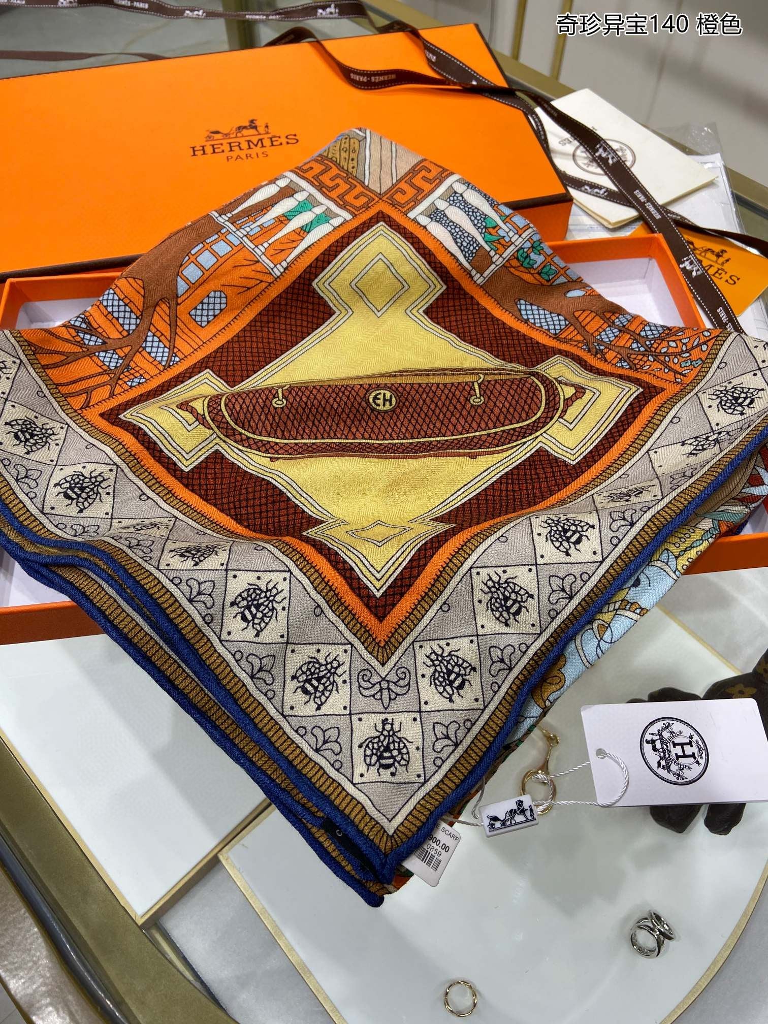 Большой квадратный шарф Hermes Exotic Treasures - 140 см - 70 см - Кашемир - 30 см - Шелк - Оранжевый