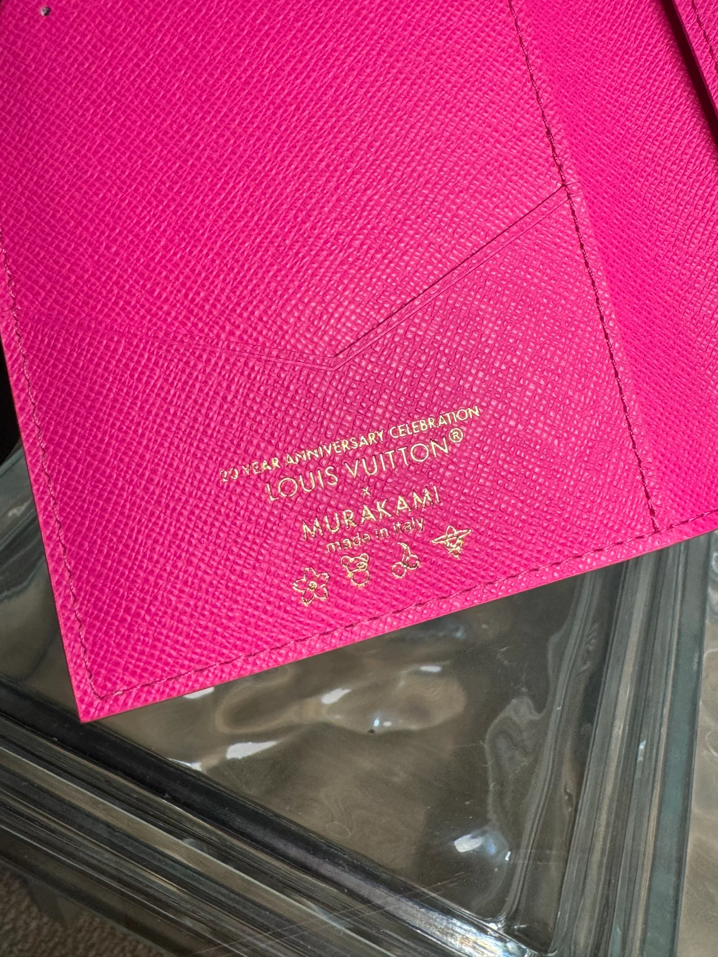 Обложка для паспорта LV-m14178-lvxtm - розово-белая