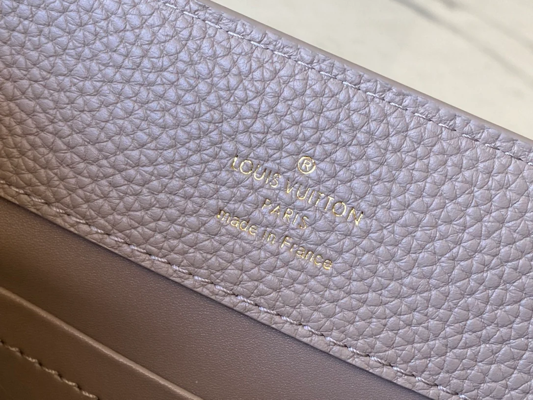 LV-m11341-capucines маленькая сумочка-серая