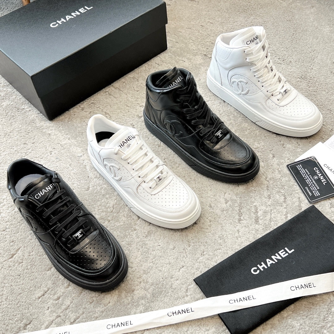 Новинка сезона весна/лето 2023 от Chanel - Высокие кроссовки - Черные