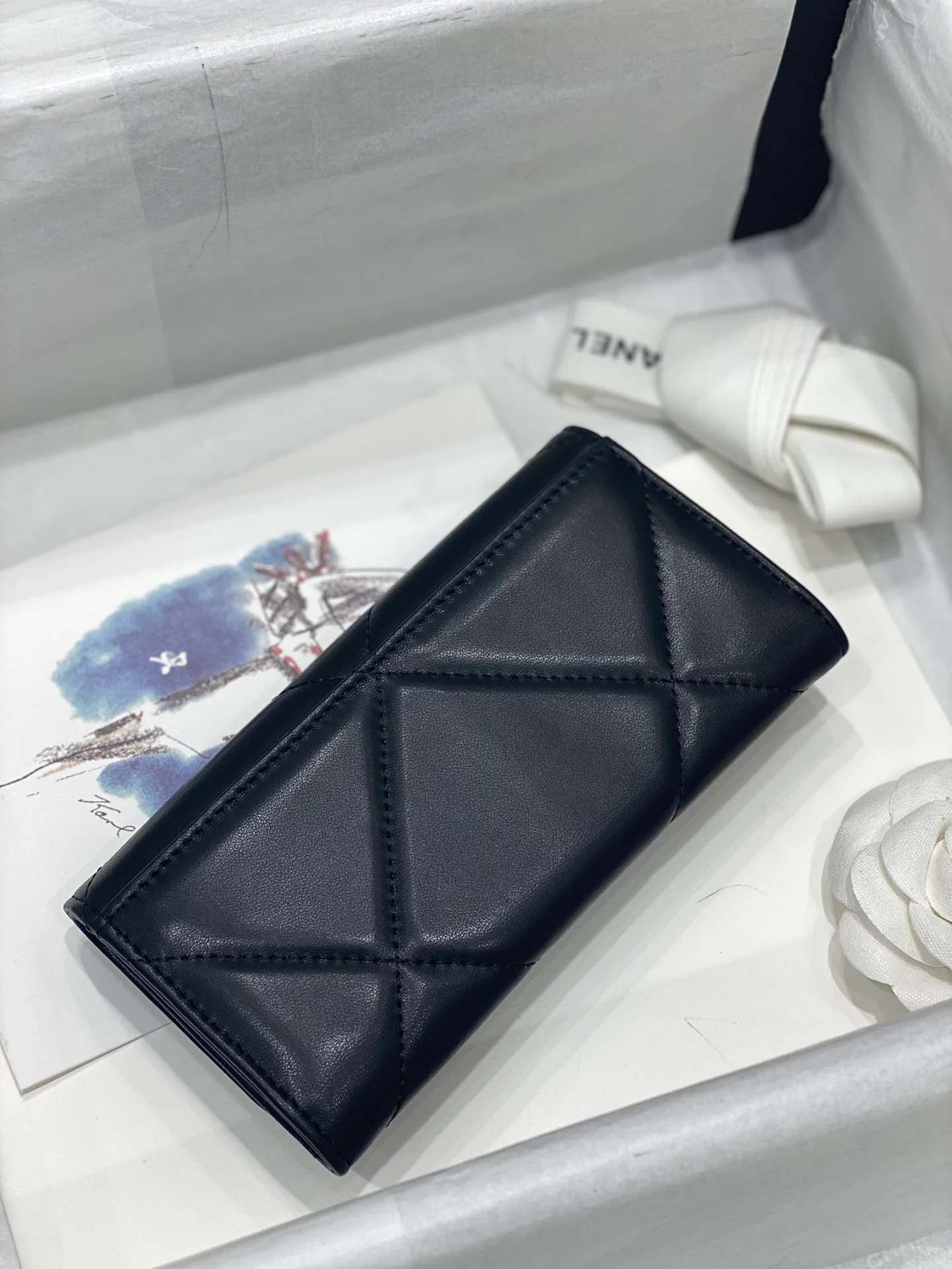 Chanel-19系列 大菱格翻盖长夹