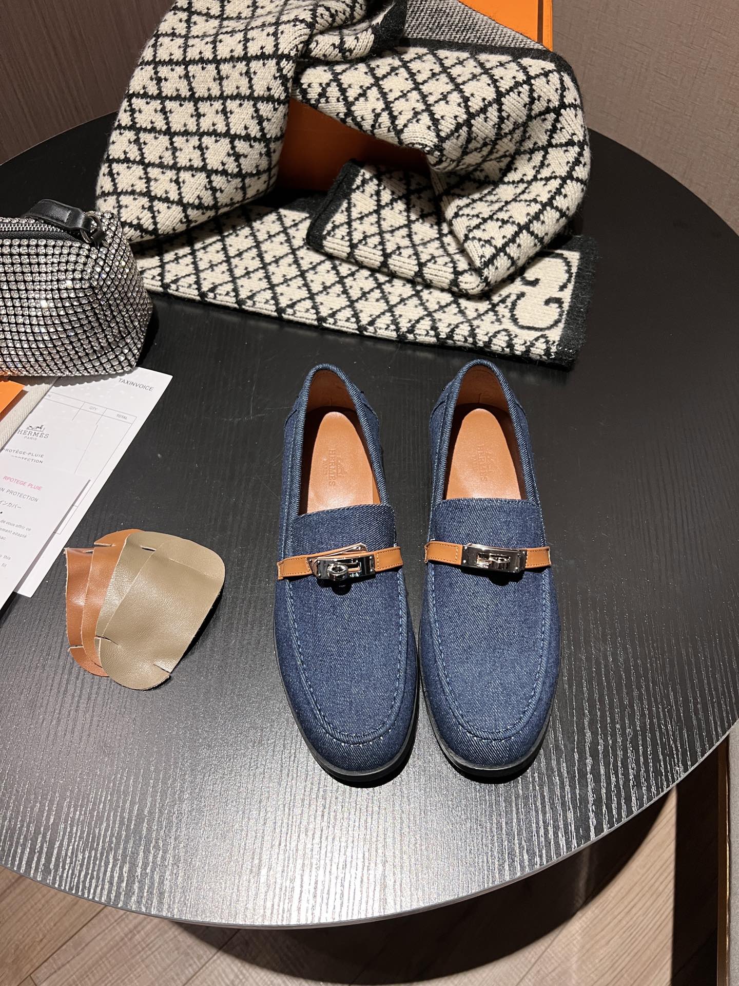 Новинка ранней весны от Hermes - Мини-мюли с пряжкой Kelly Buckle - Синие