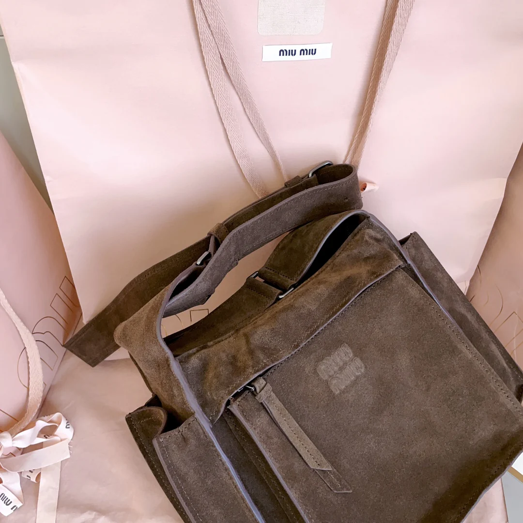 Квадратная замшевая сумка-мессенджер Miu Miu-5ba175