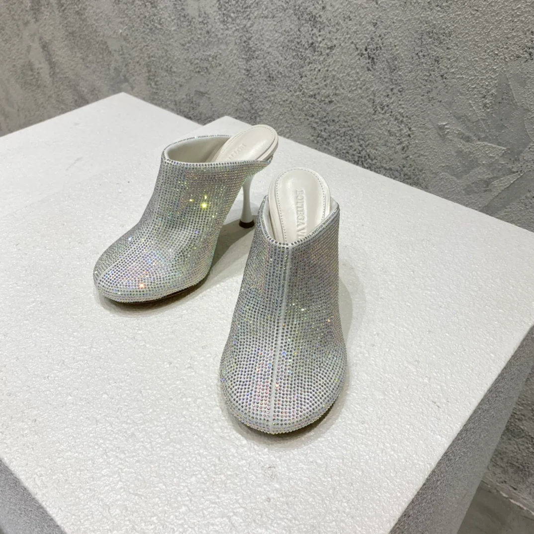 Официальный сайт BV-22s. Новинки сезона осень/зима - Туфли на высоком каблуке со стразами - 4 цвета в наличии.