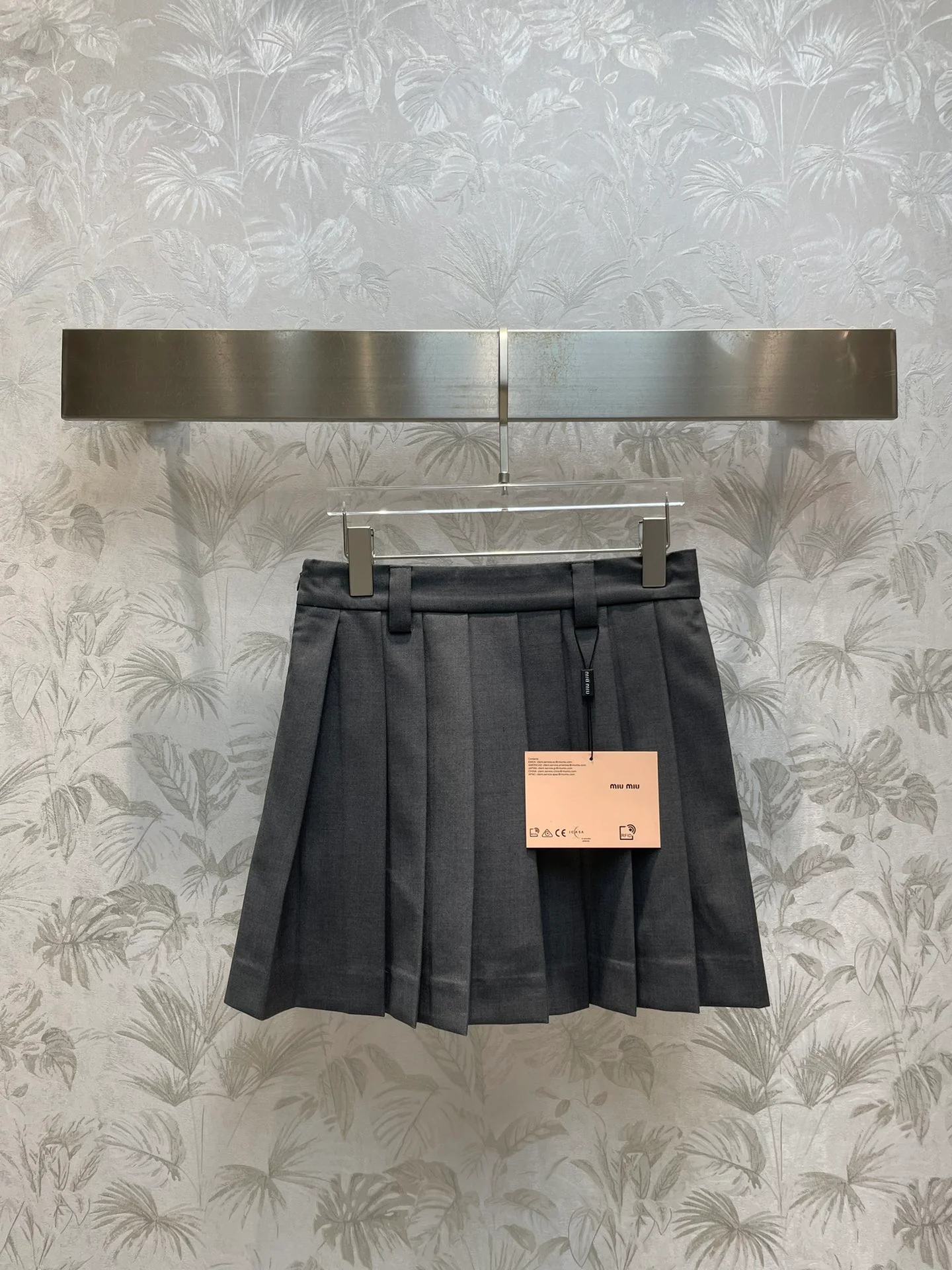 Miu Miu - 2404 - 24 Весна/Лето Новинка Плиссированная юбка в корейском стиле