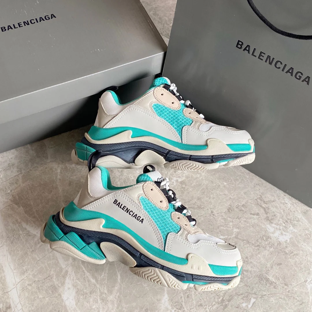 Кроссовки Balenciaga Triples Sporty Chunky — белые и зеленые