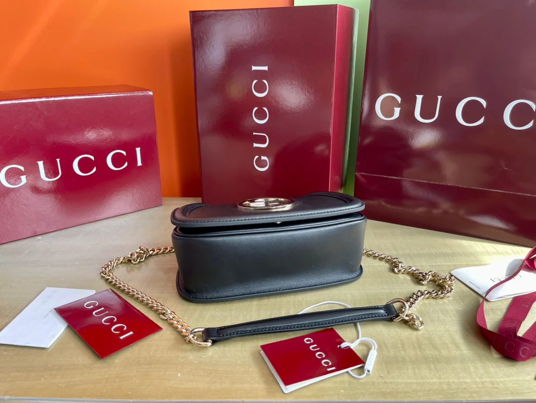 Ремешок на плечо Gucci 2025 из кожи с золотой цепочкой - синий