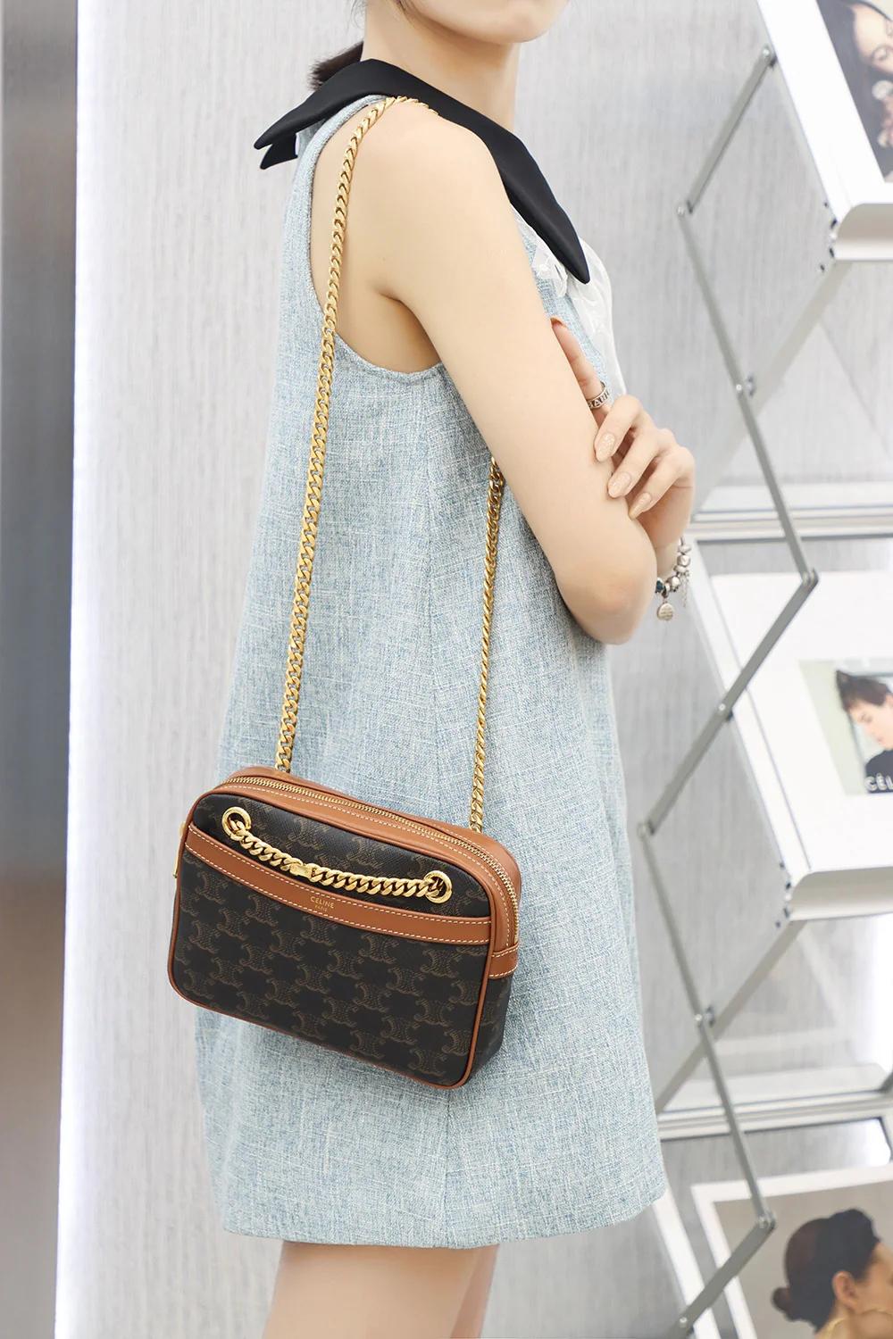 Сумка для фотоаппарата Celine Patapans Triomphe Classic Monogram через плечо