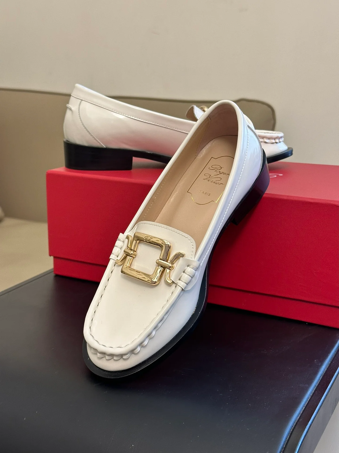 Обувь RV - Новинки осени/зимы 2023 - Лоферы - Балетки - Белое золото