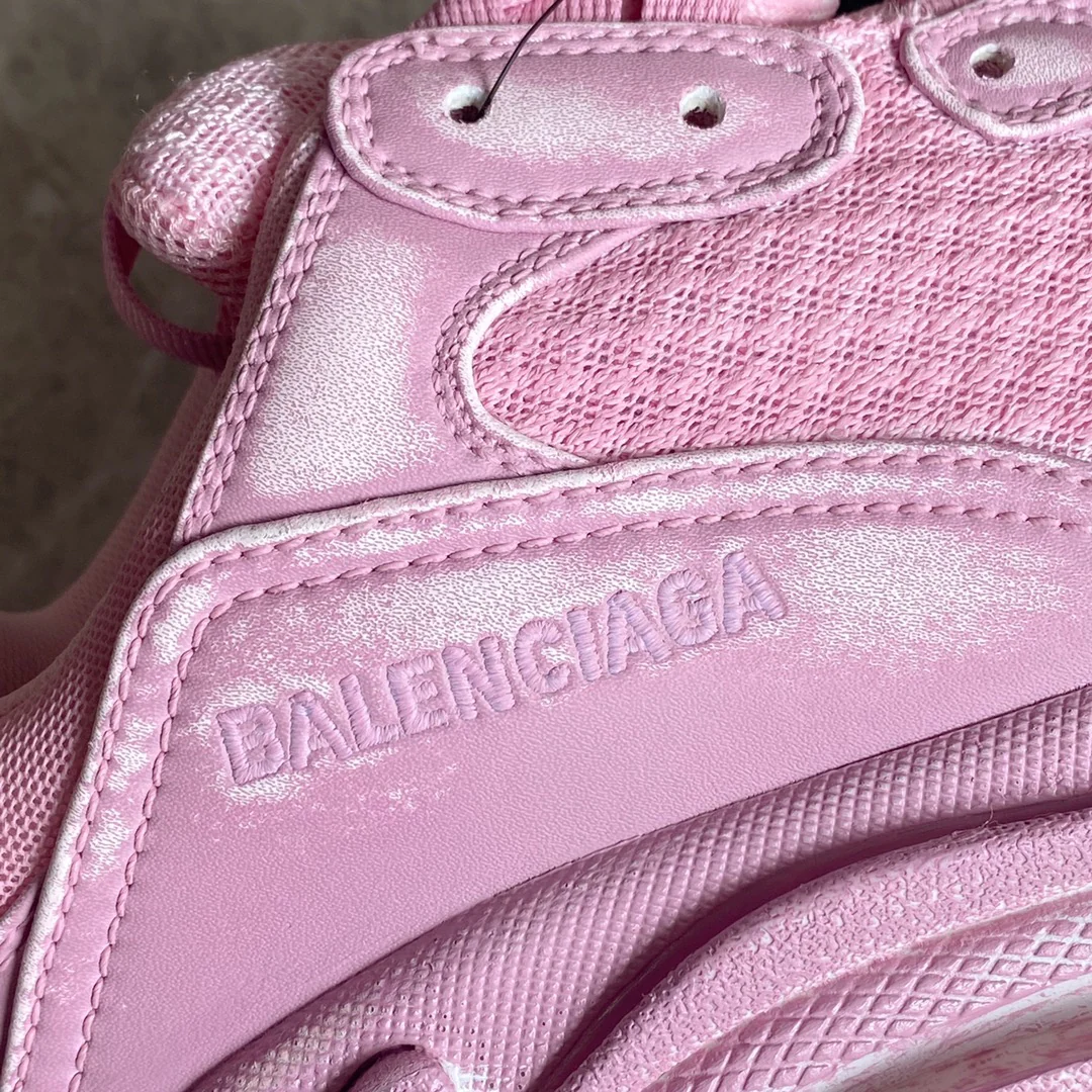 Balenciaga - Dad Shoes - 21