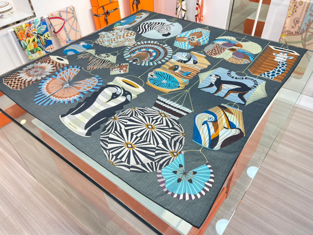 Большой двусторонний бархатный шарф Hermes - 140 см - 003