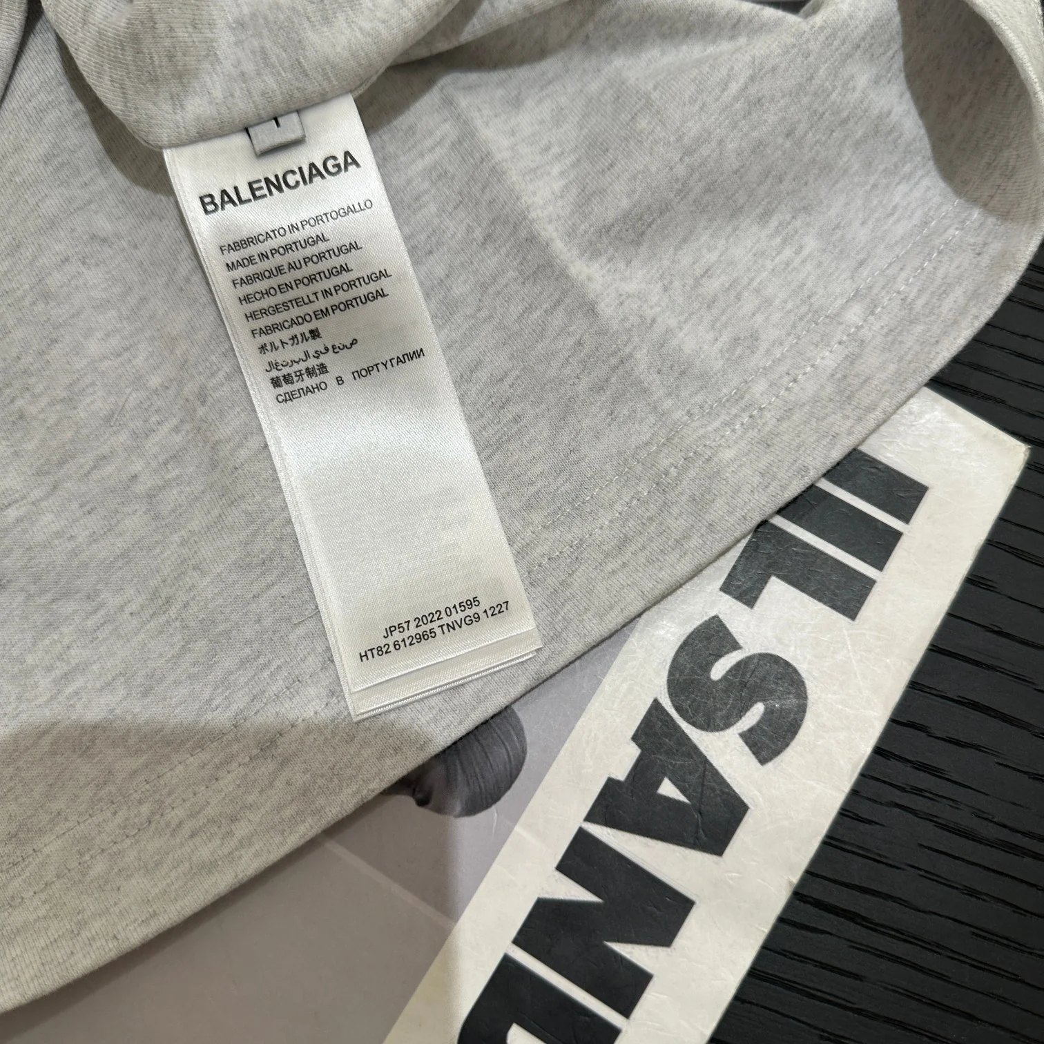 Футболка Balenciaga 2404 с вышивкой букв, свободного кроя, с круглым вырезом и коротким рукавом, унисекс.