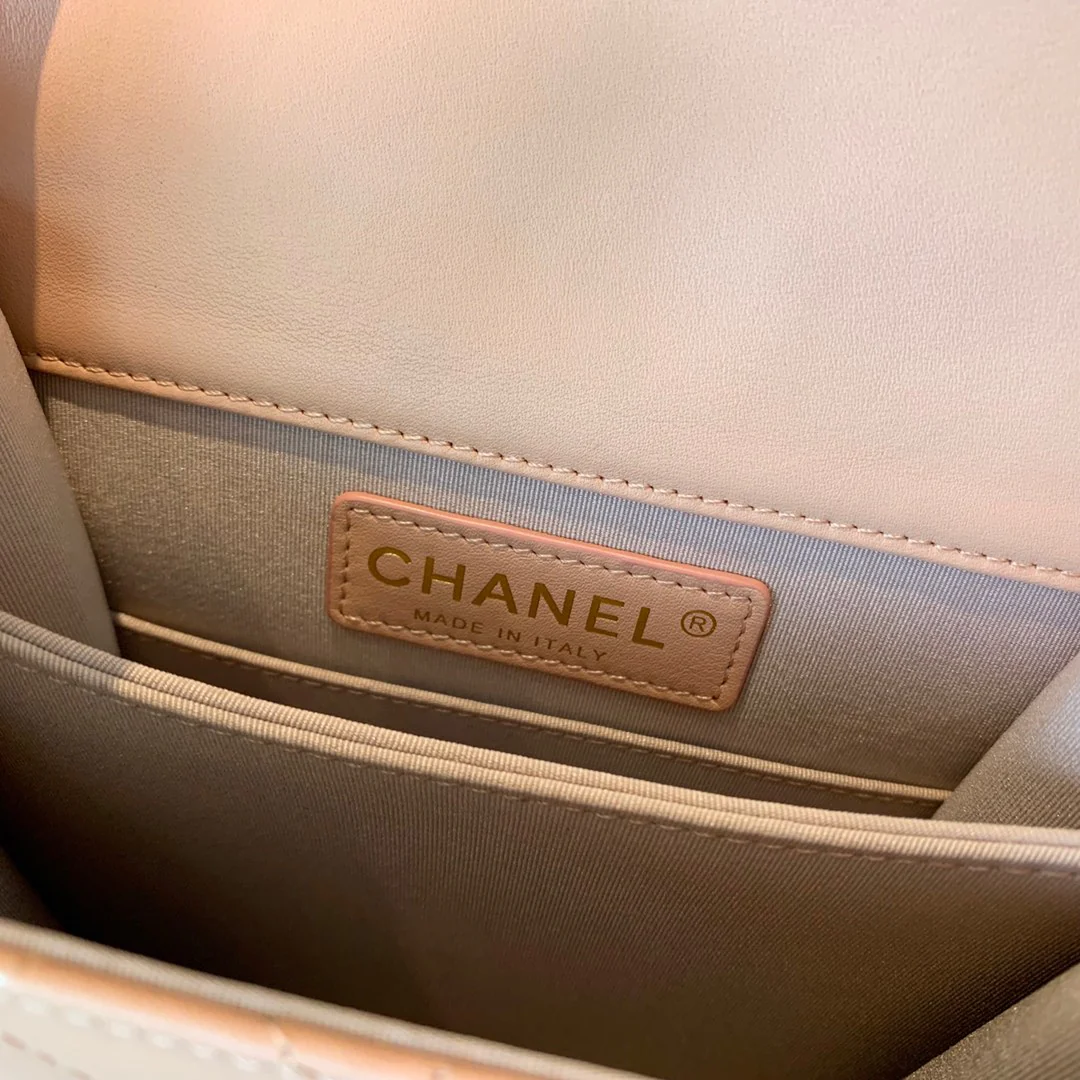 Chanel-boy-19-5-16-6cm