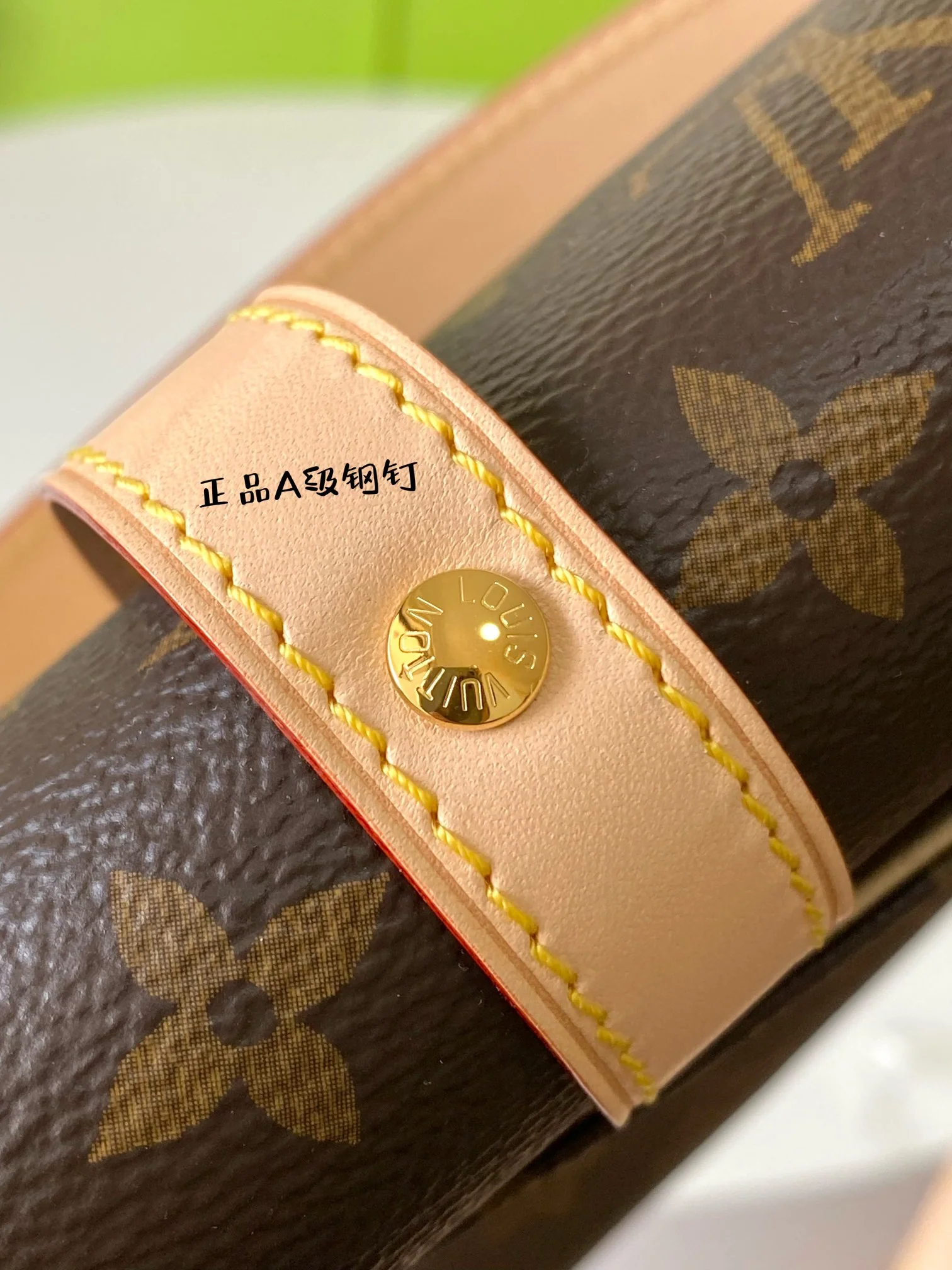 m46740-LV-saumur-bb-handbag/crossbody bag