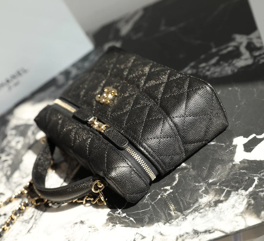 Chanel - Длинная коробчатая сумка-клатч - Черная