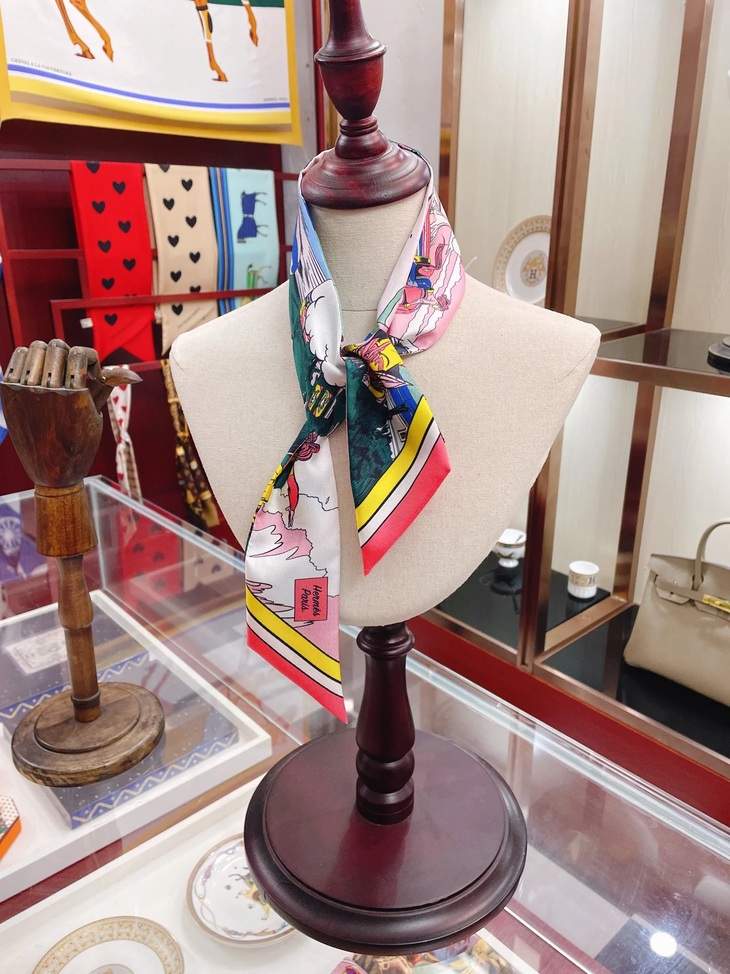 Шарф Hermes Twilly 5-86 см, 100% шелковый твил, двусторонний.