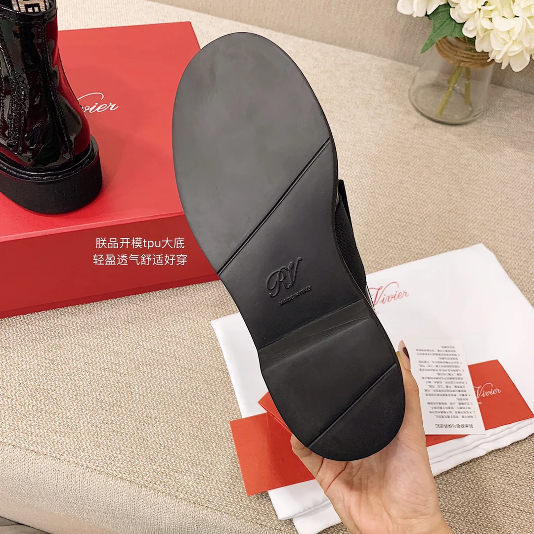 RV Shoes - 22ss - Ботильоны с пряжкой и стразами - Черные