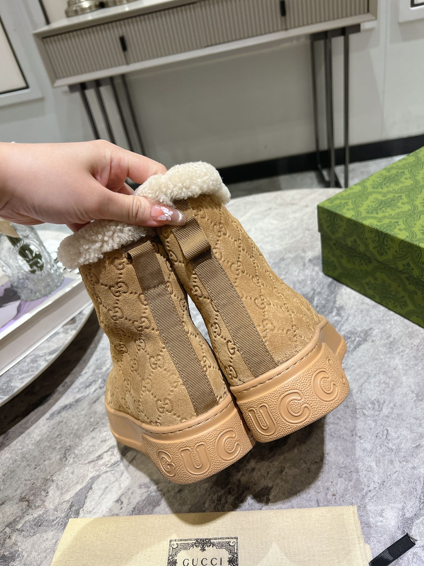 Шерстяные зимние сапоги Gucci 2024 - Кофейно-коричневый