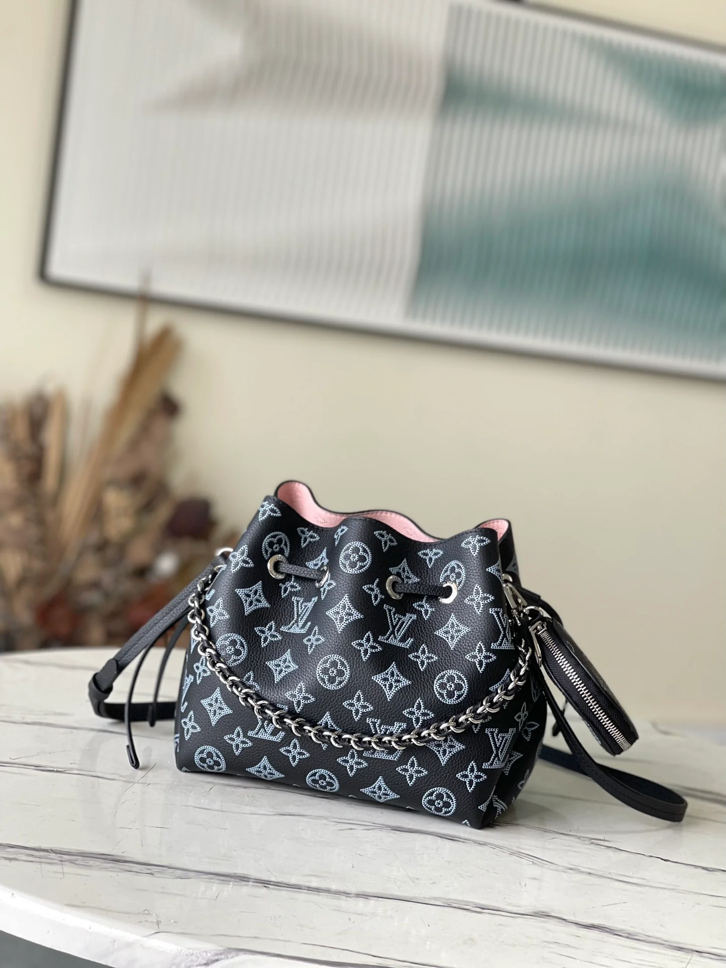 m21096-LV-Bella-Tote Bag-Black