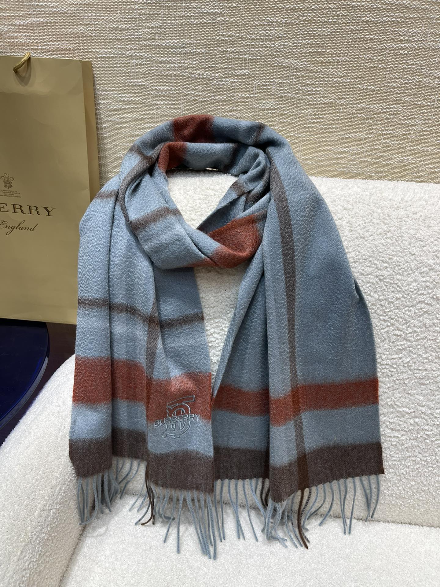 Кашемировый шарф Burberry из плотной волнистой ткани - мужской - светло-голубой