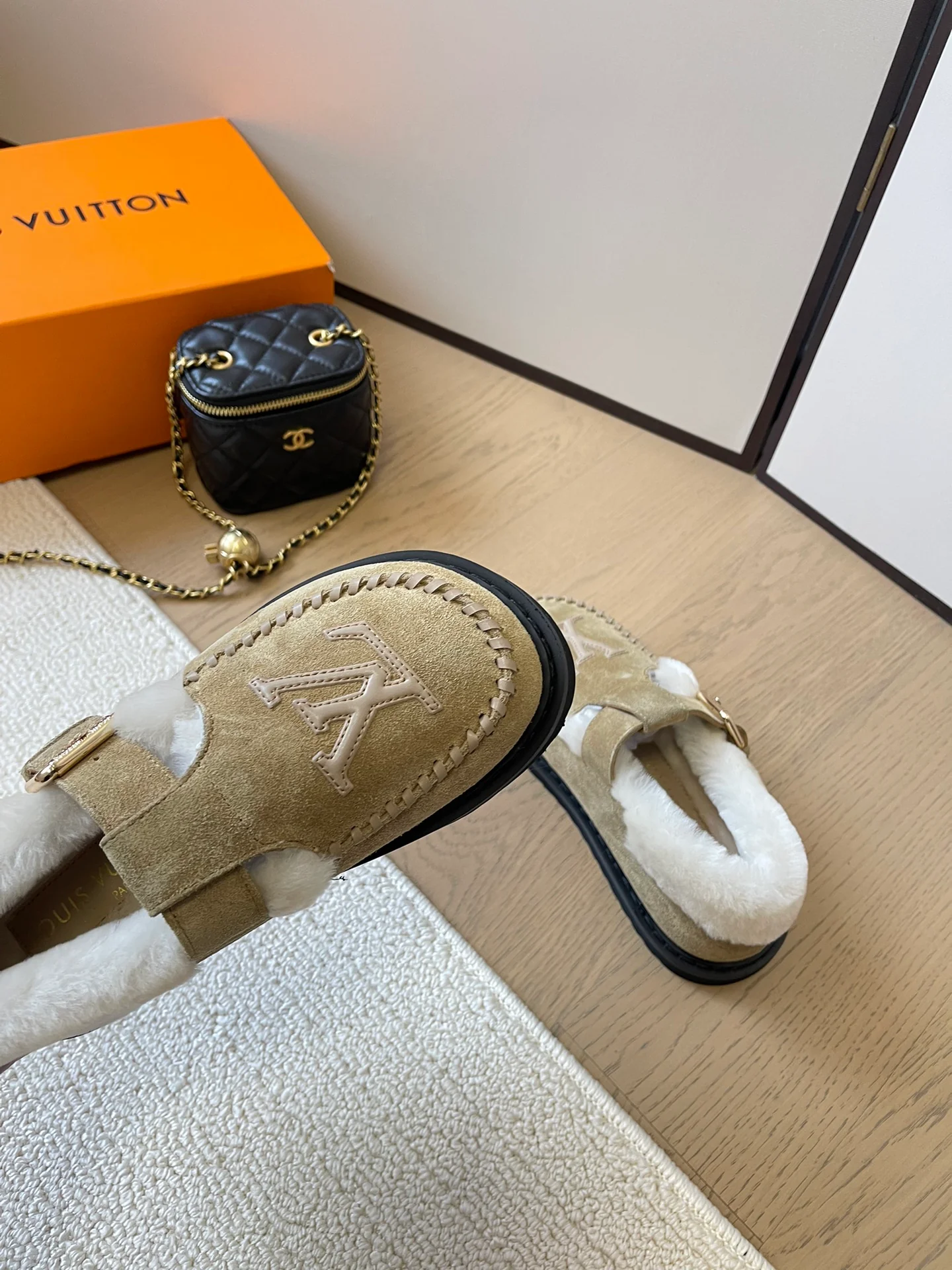 Плюшевые сандалии Birkenstock LV-2024 - Кофейно-коричневые