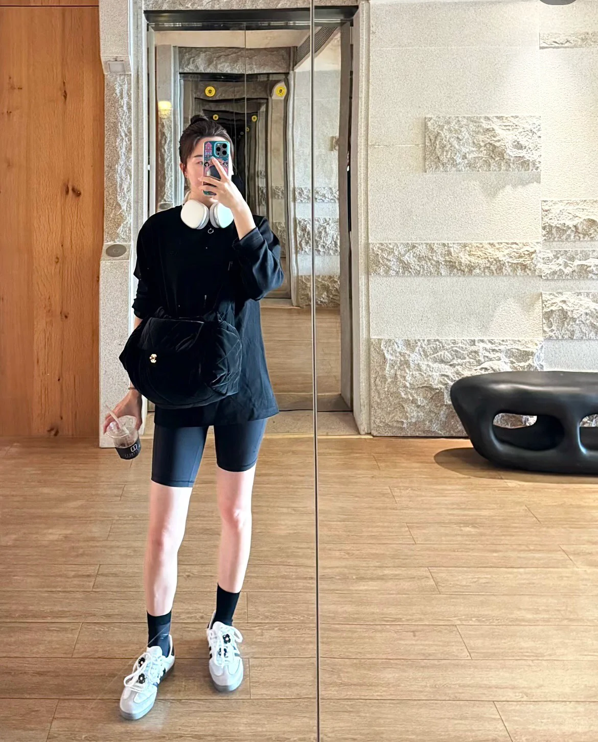 Большая лыжная сумка Chanel 24ncoconeige - черная