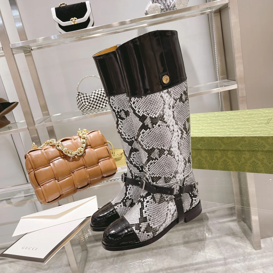 Gucci 2022 Street Buckle Retro Long Boots Equestrian Boots