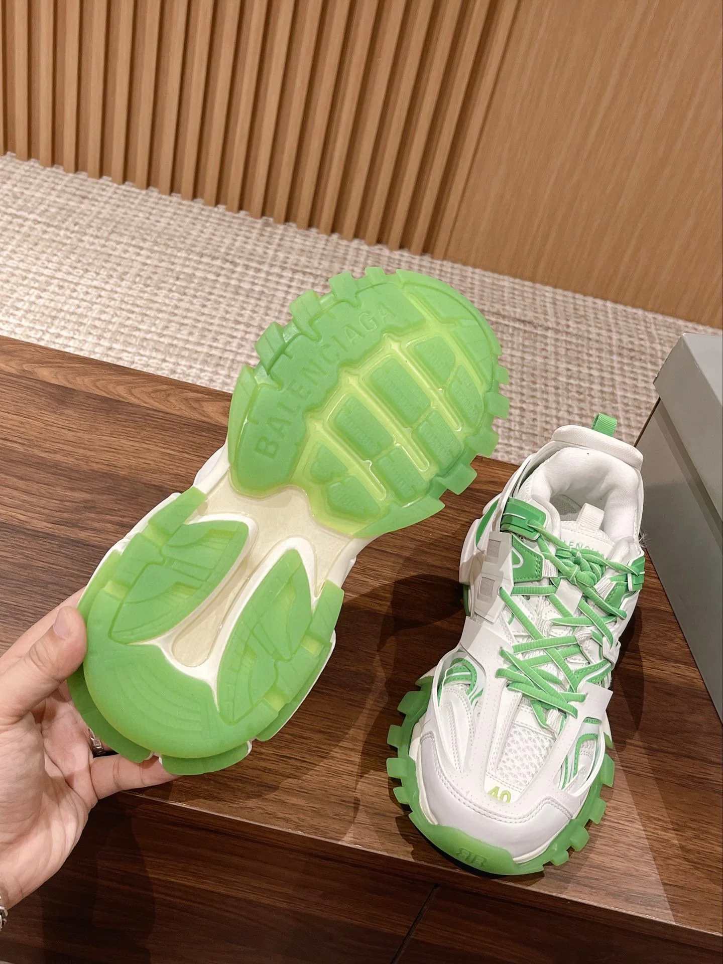 Кроссовки Balenciaga Track 3-0 (3-го поколения) Chunk - унисекс - бело-зеленые