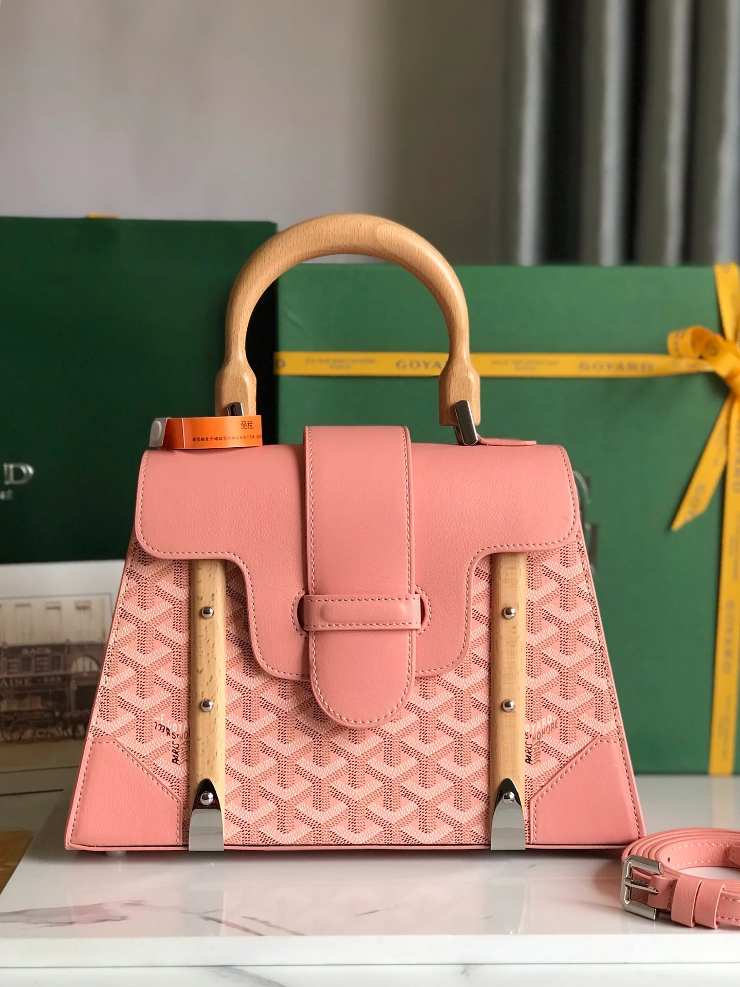 Сумка Goyard Saigon из серии PM, 28 см, розовая.