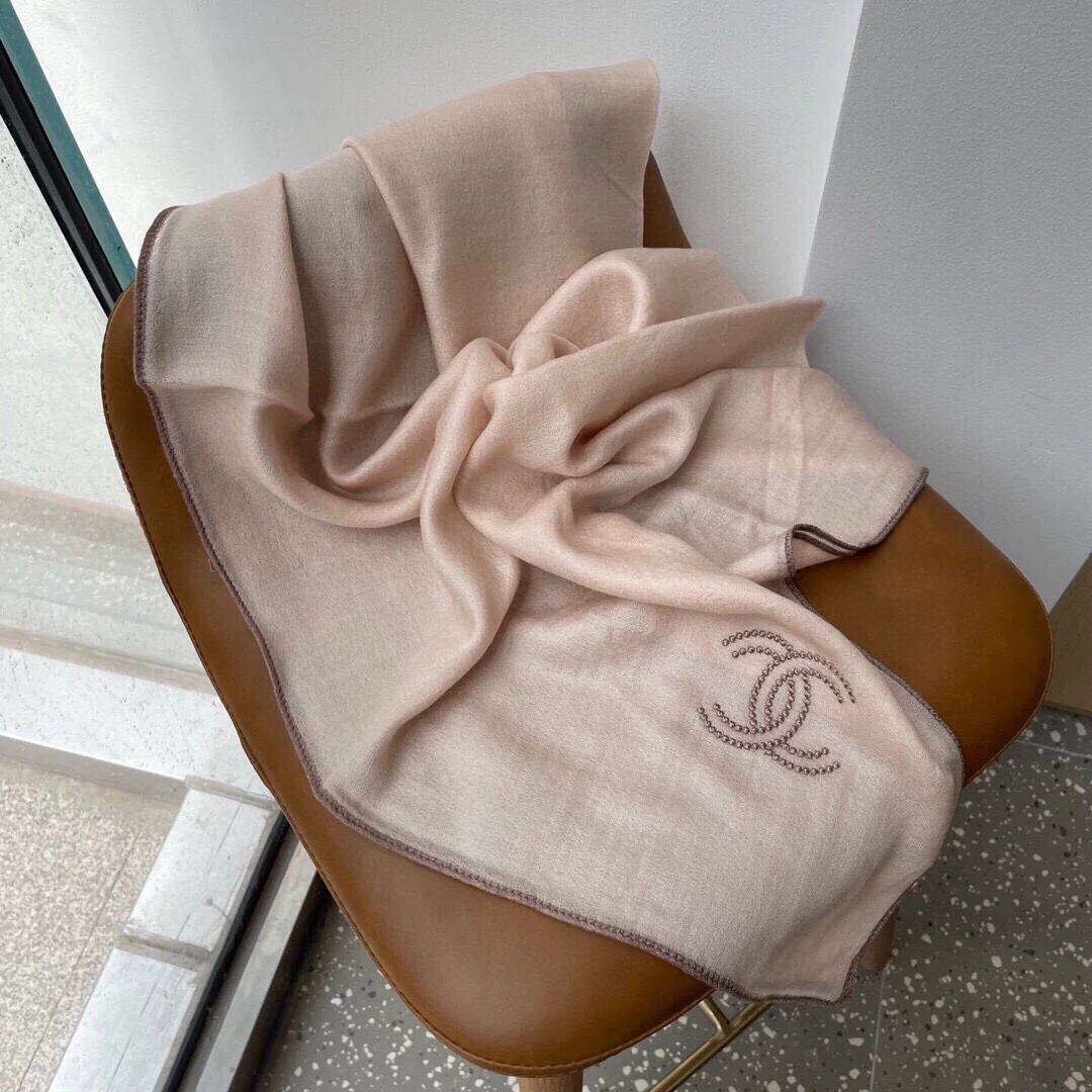 Кашемировый шарф Chanel - 105 см - 180 см