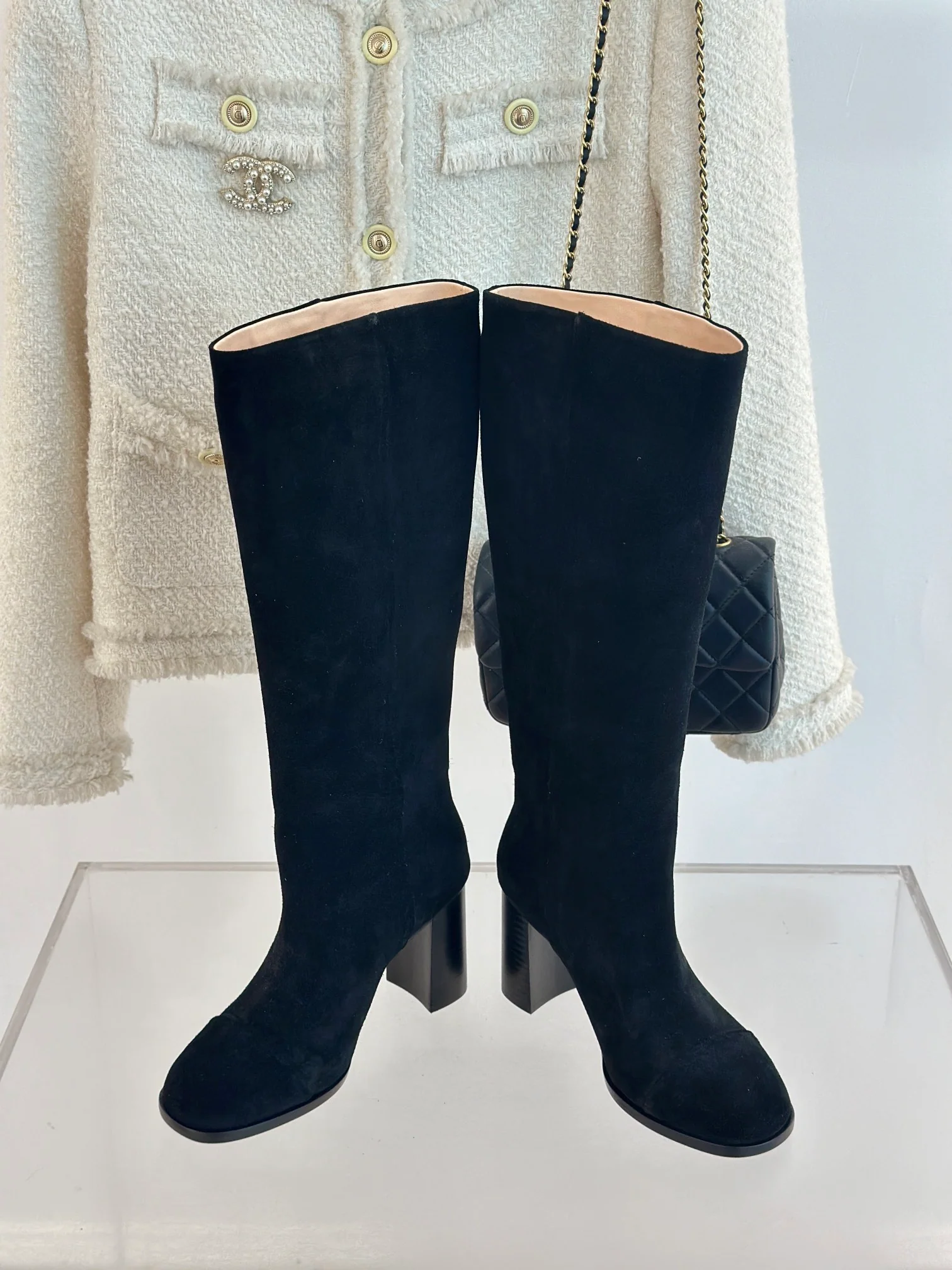 Кожаные сапоги Chanel 2024 - черные